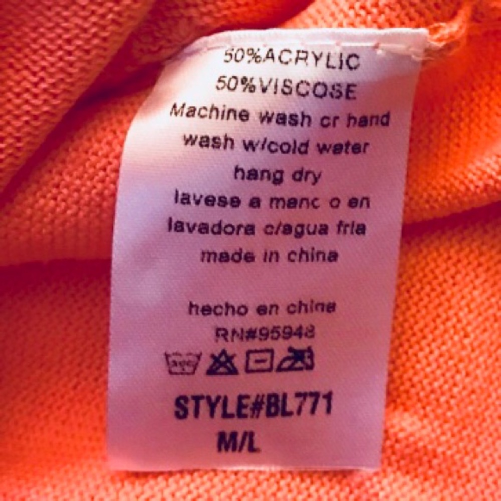 S&S Sweater - Picture 3 of 7
